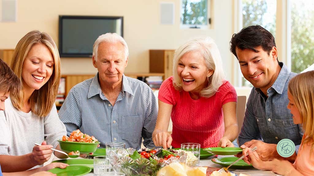 Mangiare in Famiglia: quali sono i Benefici? | ROSY DI DATO